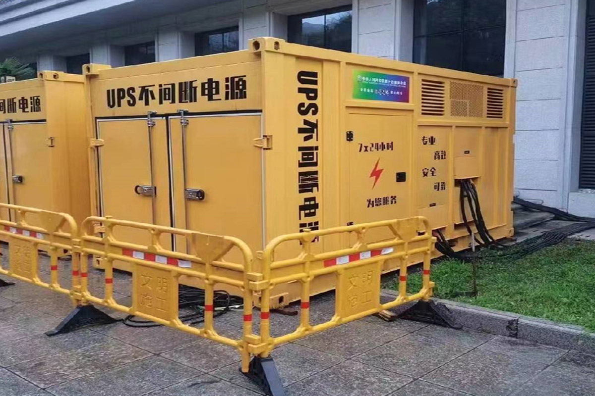 上栗发电机租赁施工现场